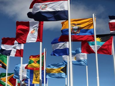 Cuáles son los países más y menos felices de América Latina, según el último informe