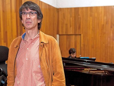 Hora de volver al ejercicio artístico: García Barrios