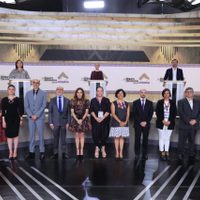 Debate sin pena ni gloria