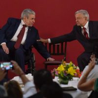 Unidad, la convocatoria en el besamanos sindical de la 4T