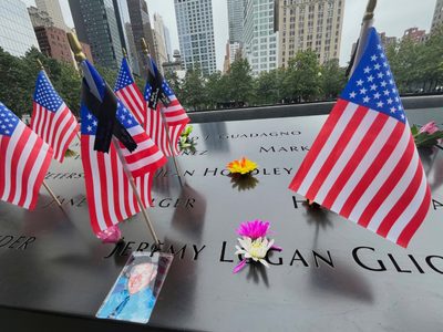 EU conmemora el 24º aniversario de los ataques del 11-S con emotivas ceremonias