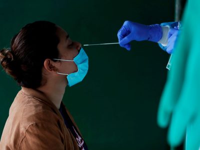 Con menos de 100 contagios de coronavirus y sin muertes, bajaron los casos activos en Río Negro