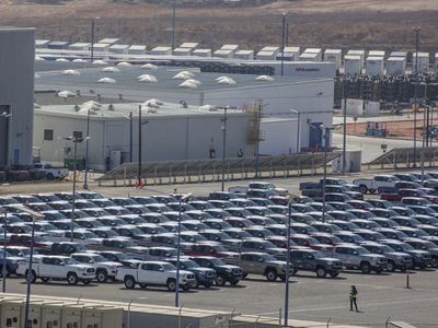 En medio de amenazas de Trump, caen las exportaciones de autos a Estados Unidos