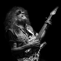 Muere el legendario guitarrista Javier Bátiz a los 80 años
