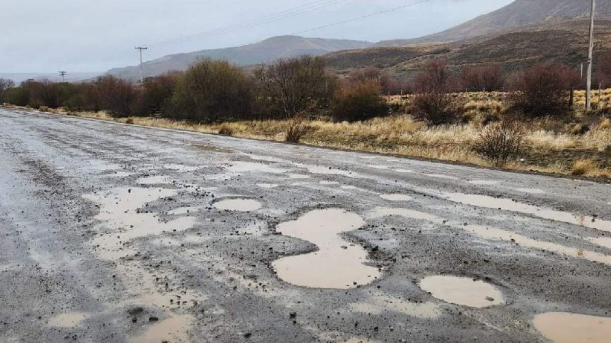 Rutas en pésimas condiciones en Neuquén. Fuente: (Instagram)