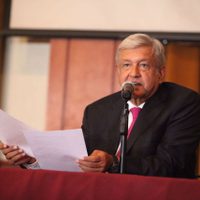 AMLO propone juzgar la corrupción, el robo de combustibles y el fraude electoral como delitos graves