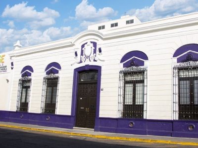 Dictan orden de aprehensión contra auditor superior de Puebla por violencia intrafamiliar