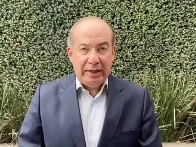 Felipe Calderón acusa al gobierno de AMLO de "persecución política"