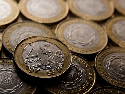 Monedas millonarias: son de $2, tienen estos errores y, si las tenés, te pueden pagar una fortuna