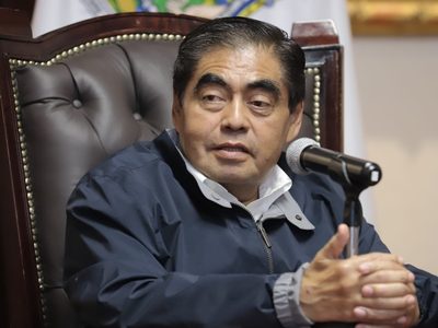 El uso del cubrebocas ya es voluntario en Puebla