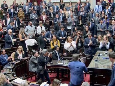 Las respuestas de Adorni sobre el viaje a Punta del Este y su declaración jurada