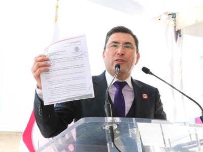 Organización ligada a Gordillo solicita al INE su registro como partido