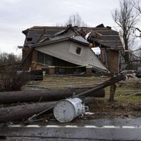 Un tornado en Estados Unidos dejó un saldo de al menos 25 muertos