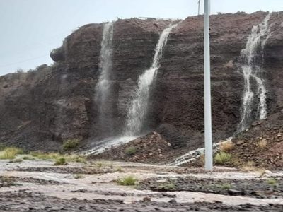 Evacuaciones y complicaciones por las lluvias en Añelo