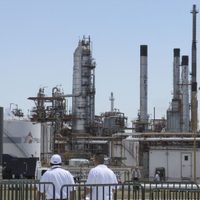Se invertirán 2 mil mdp para rehabilitación de la refinería de Salamanca: AMLO