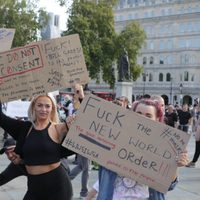 Multas a quienes no cumplan la cuarentena en el Reino Unido: cuánto pagarán