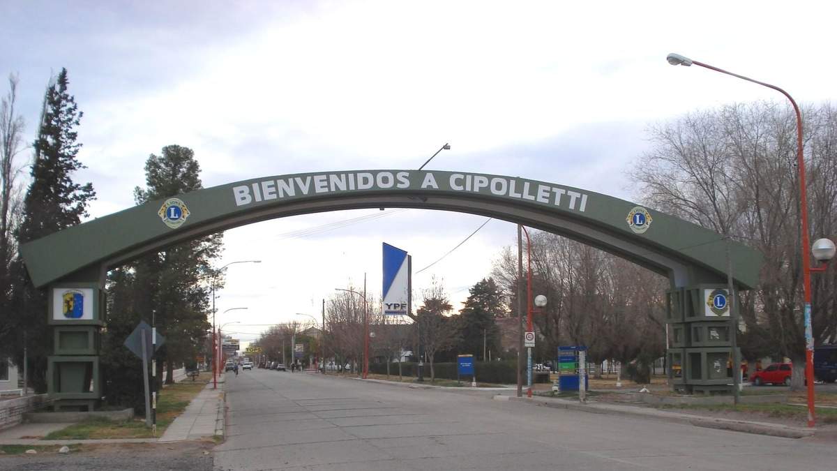Ingreso a la ciudad de Cipolletti. Fuente: (Twitter)