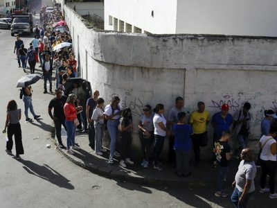 Comienza cierre de mesas y conteo de votos en Venezuela