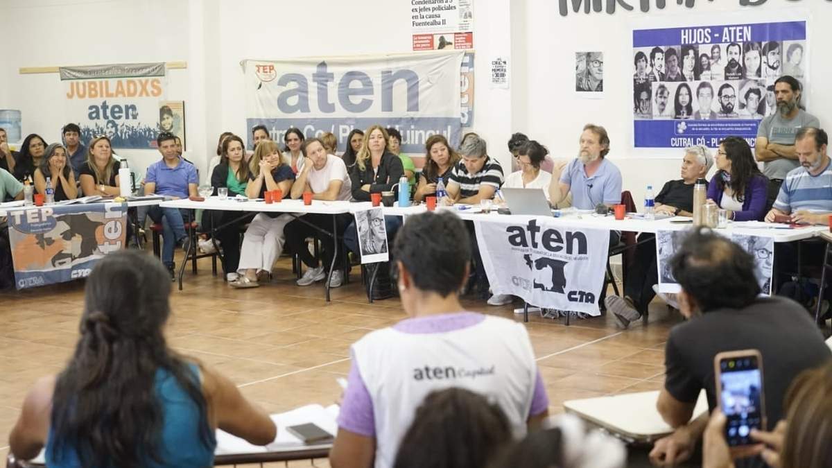 Plenario de secretarios generales de ATEN. Fuente: (Facebook)