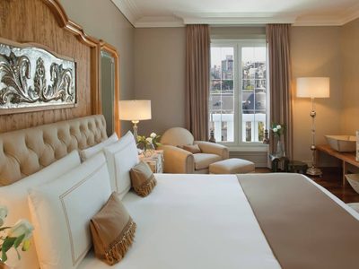 Hoteles de lujo buscan interesados en probar sus camas por cinco días