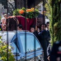 Sin honores y bajo extremas medidas de seguridad exhuman restos del dictador Franco