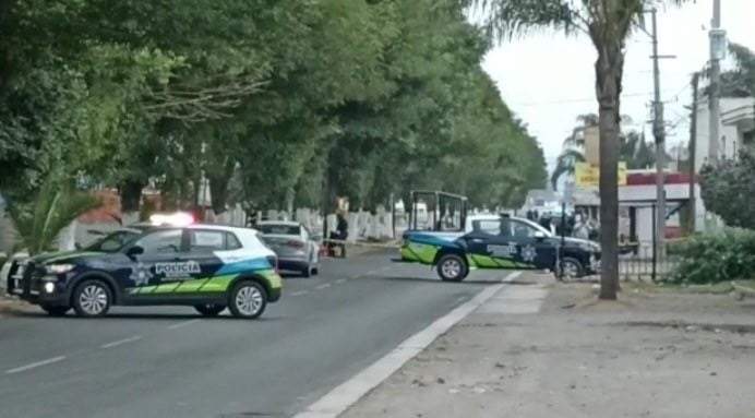 Policía del municipio de Puebla mantiene acordonada la zona donde fueron ejecutados cuatro integrantes de una familia en San Sebastián Aparicio