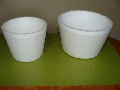 Los potes de helado que ibas a tirar pueden transformarse en esta maceta original y más linda que las compradas