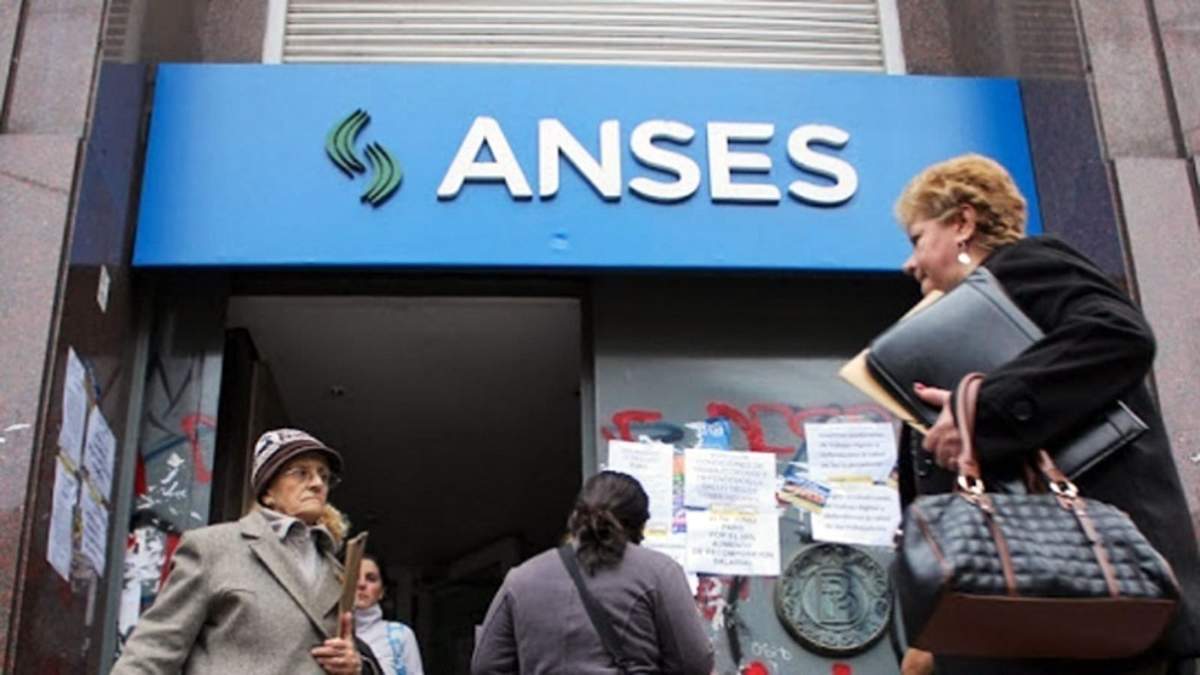 El jueves la ANSES depositará los montos pertenecientes a 7 beneficios. Fuente (Twitter)
