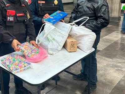 Decomisan 90 kilos de pirotecnia en la estación Merced del Metro
