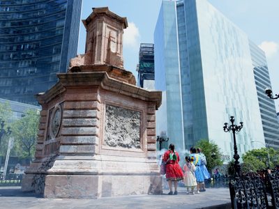 Escultura de Colón será reubicada en el Parque América de Polanco