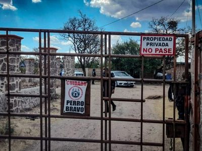 Colectivos hallan 18 cuerpos en fosa clandestina de Guanajuato