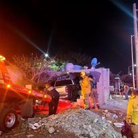 “Siri” Salido, exboxeador, choca su camioneta contra una casa y deja a una persona muerta