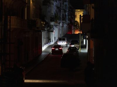 Puerto Rico restablece el suministro eléctrico a más del 40% de los clientes tras un apagón masivo