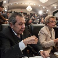 Constituyente ordena 'padrón único” de programas sociales en la CDMX