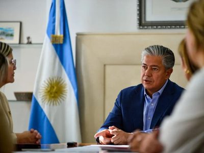 El gobierno firmó el contrato para la construcción del edificio de la EPET 24 de Rincón de los Sauces