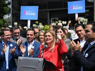 Maru Campos, gobernadora de Chihuahua, asiste a la FGR para comparecer sobre agentes de la CIA