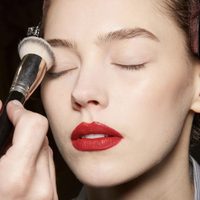Sin lifting ni maquillajes caros: el truco para conseguir pestañas más largas en menos de 5 minutos