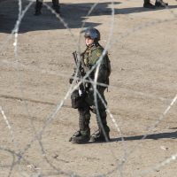La Patrulla Fronteriza localiza a una niña de 5 años que caminaba sola cerca de San Ysidro
