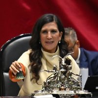 Inseguridad "no es un tema de partidos": esto dijo Kenia López sobre coche bomba en Michoacán
