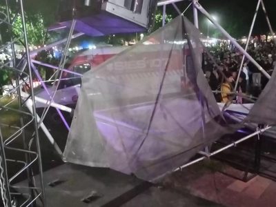 Tragedia en la Fiesta Nacional de la Música: una mujer murió tras la caída de un escenario