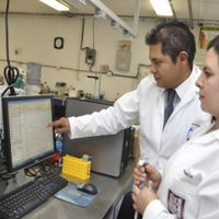 Científicos mexicanos desarrollan fármaco para inhibir al coronavirus