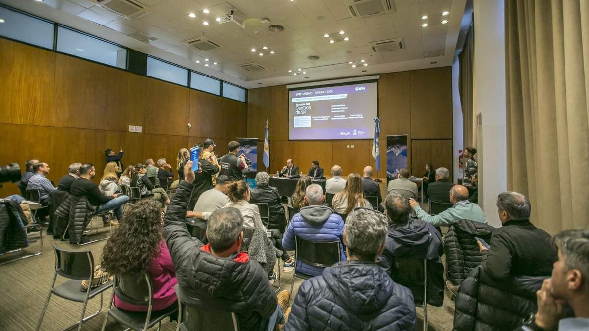 Beneficios para todos los clientes mediante diferentes tarjetas y opciones para el turismo invernal. Fuente: (Neuquén Informa)