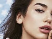 ¡Al cardiólogo! Dua Lipa le da la bienvenida al nuevo año de manera infartante