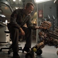 Finch: viajero en un mundo solitario