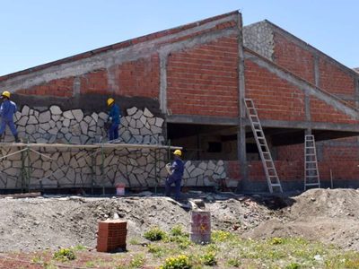 Reactivarán la obra del nuevo CPEM 74 mientras resuelven en los próximos días cómo funcionará de forma provisoria
