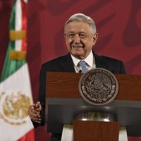 El apoyo a empresas de clase media alta y alta es que haya estado de derecho: AMLO