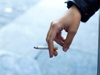 No hay tiempo límite para dejar de fumar: hacerlo, frena el deterioro cognitivo