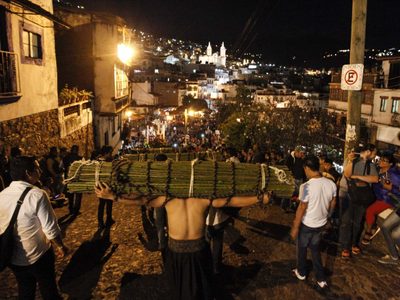 Obispo pide a autoridades vigilar que no haya extorsiones en Semana Santa en Taxco
