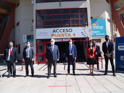 Así comenzó la visita en Neuquén de Ginés González García: los detalles