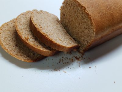No gastés fortuna en pan lactal integral: preparalo en pocos pasos, muy esponjoso y más barato